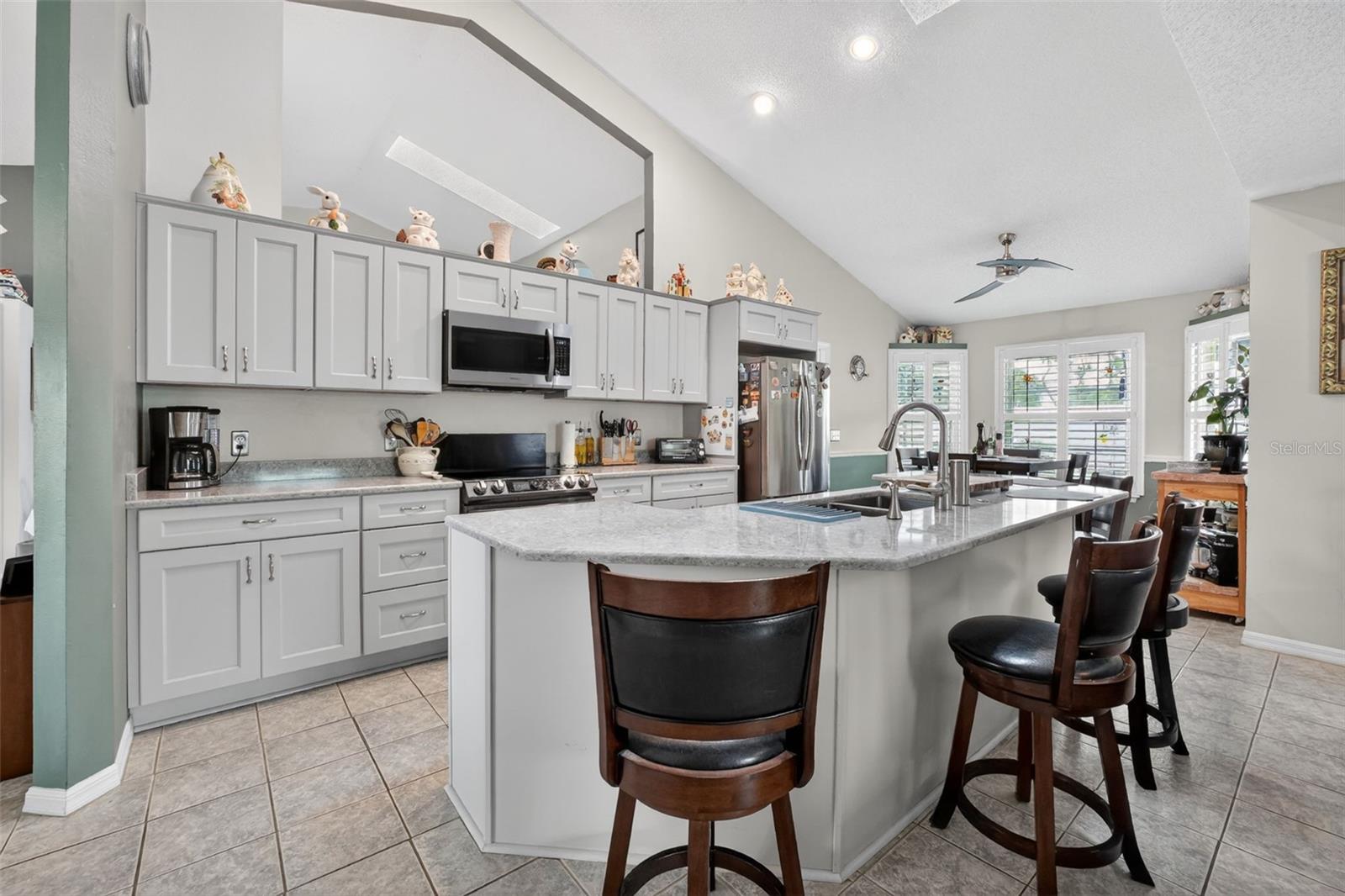 994 SWEETBRIER DR, DELTONA, FL, 32725