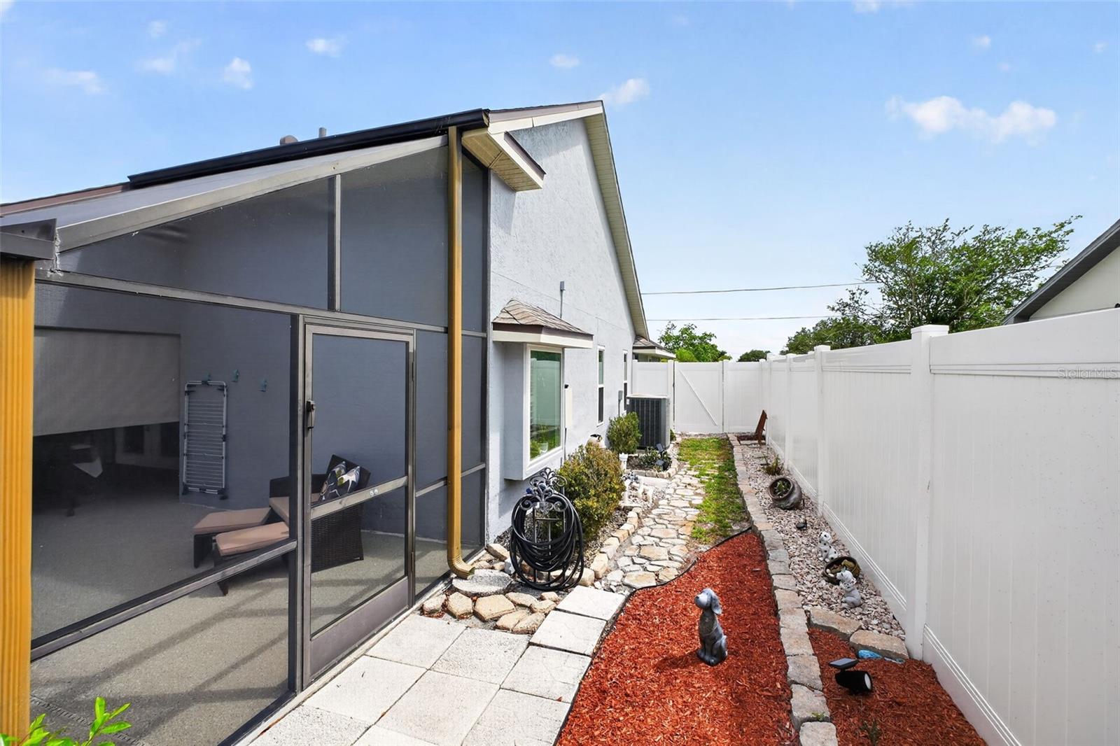 994 SWEETBRIER DR, DELTONA, FL, 32725