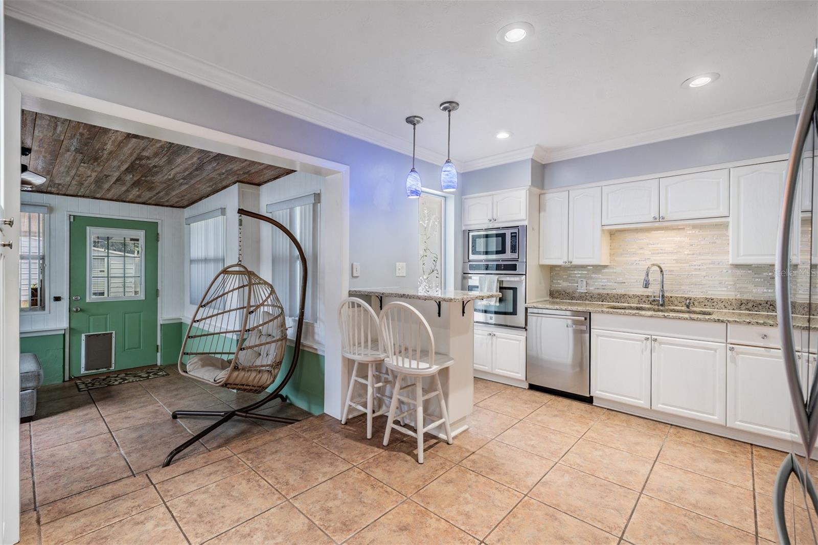 127 CONNIE AVE, TAMPA, FL, 33613