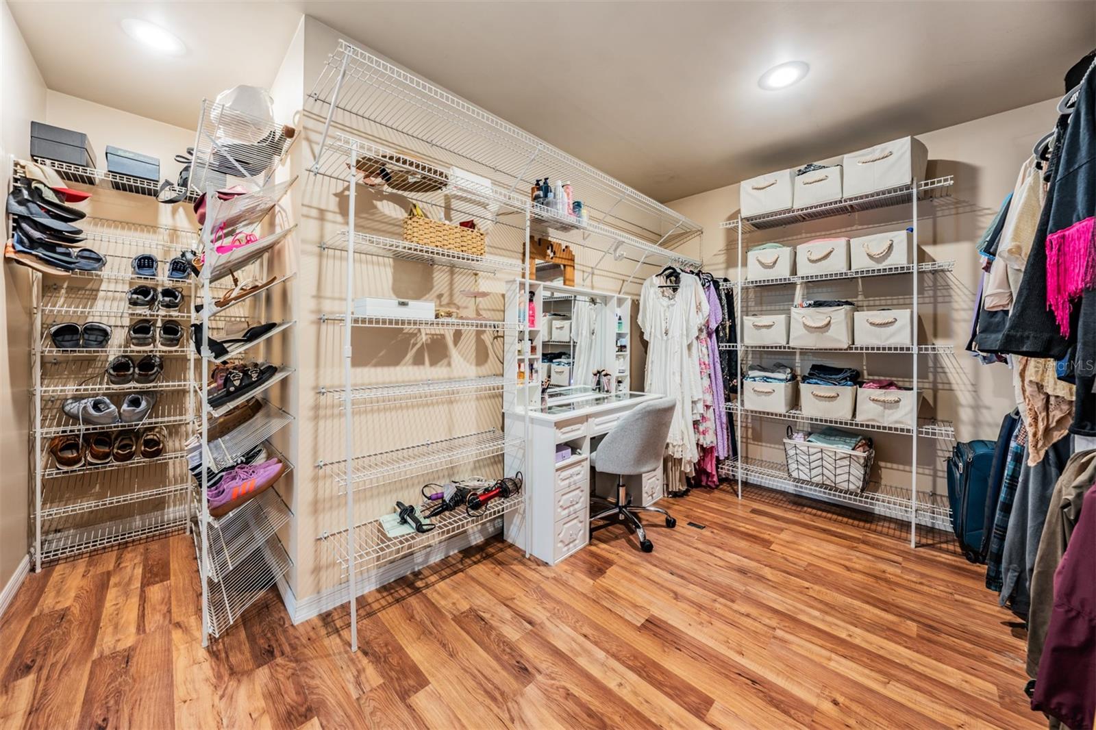 127 CONNIE AVE, TAMPA, FL, 33613
