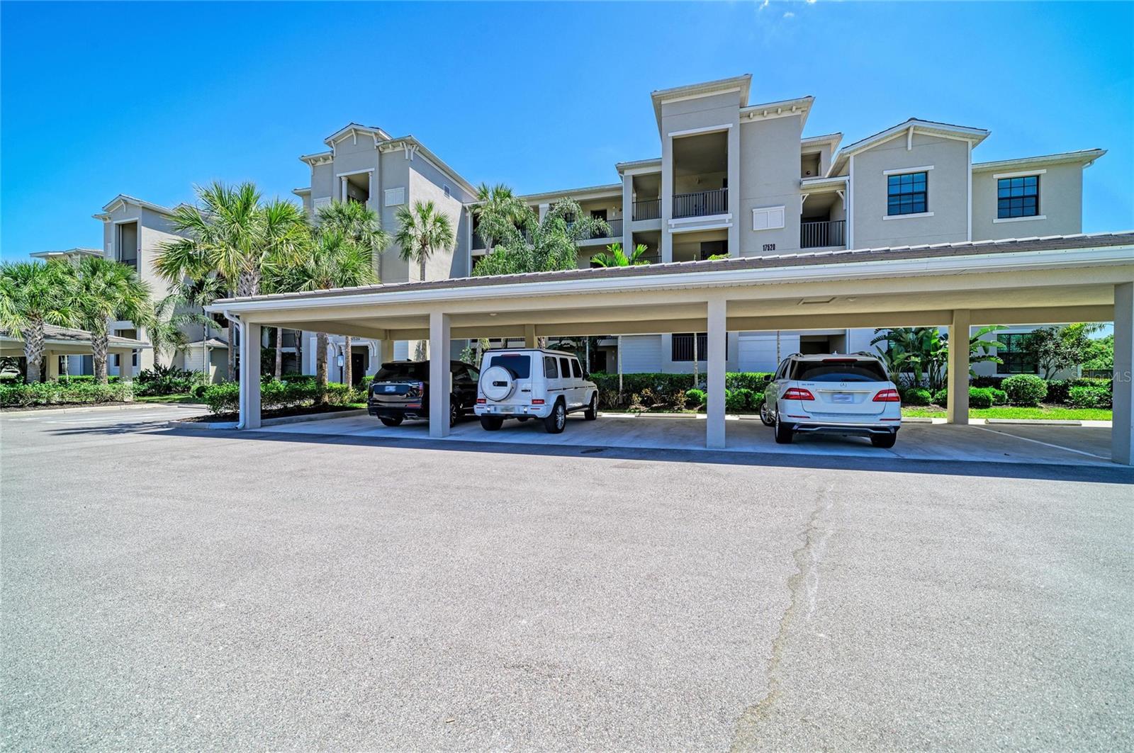 17520 GAWTHROP DR #202, LAKEWOOD RANCH, FL, 34211