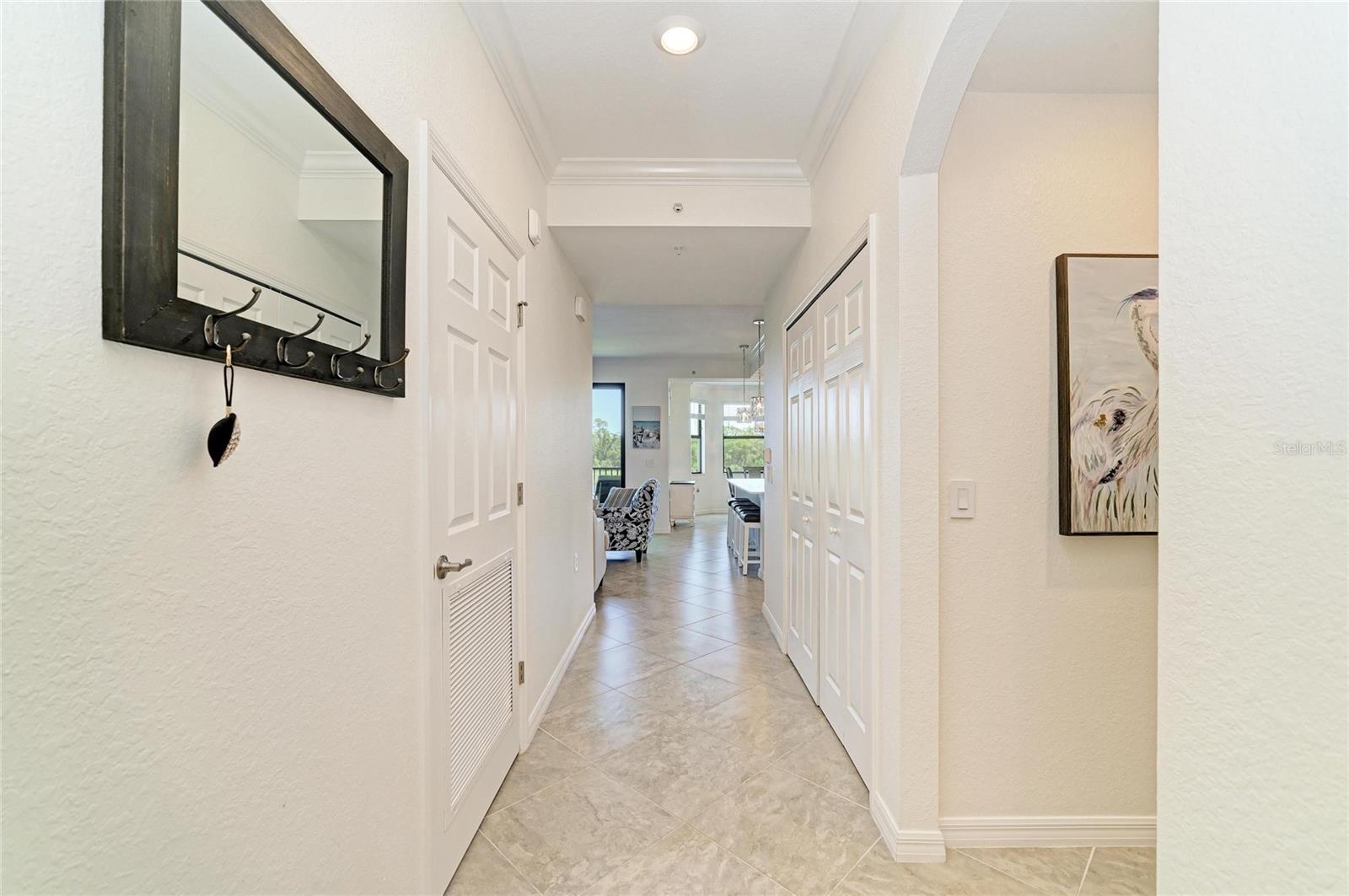 17520 GAWTHROP DR #202, LAKEWOOD RANCH, FL, 34211