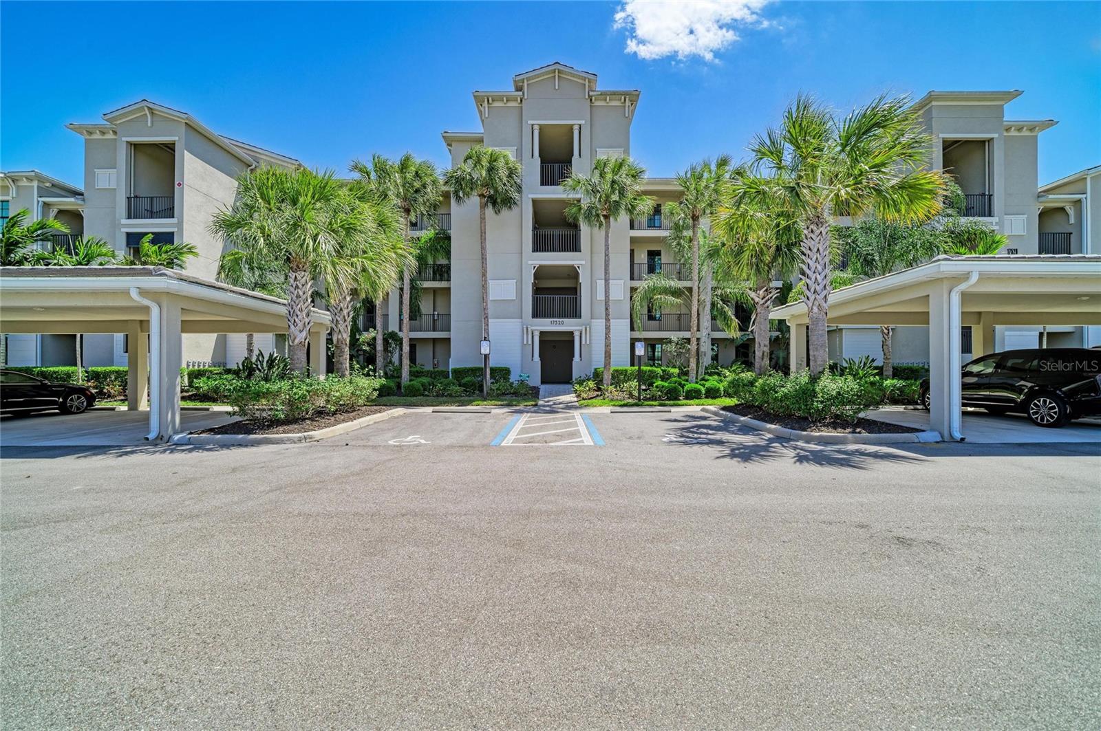 17520 GAWTHROP DR #202, LAKEWOOD RANCH, FL, 34211