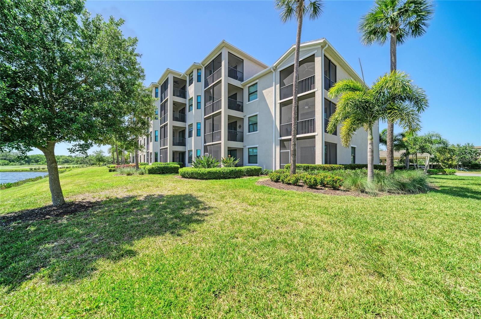 17520 GAWTHROP DR #202, LAKEWOOD RANCH, FL, 34211