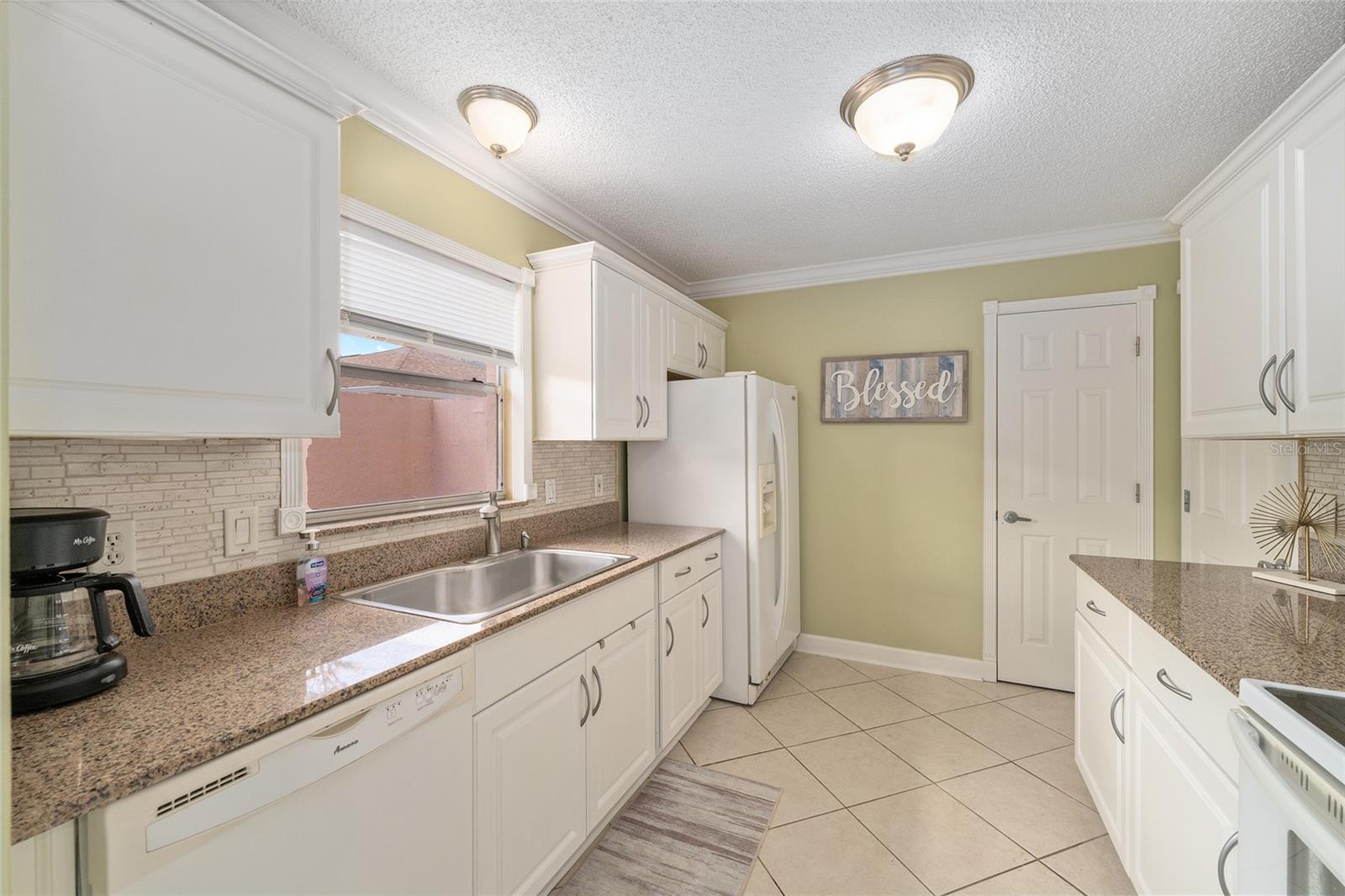 966 AVALON AVE, THE VILLAGES, FL, 32159