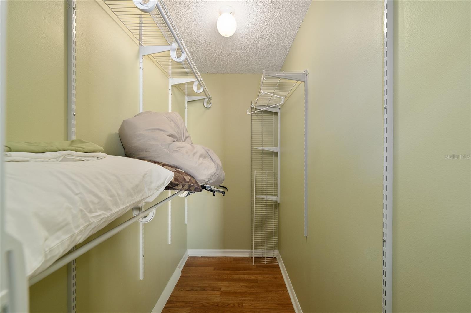 966 AVALON AVE, THE VILLAGES, FL, 32159