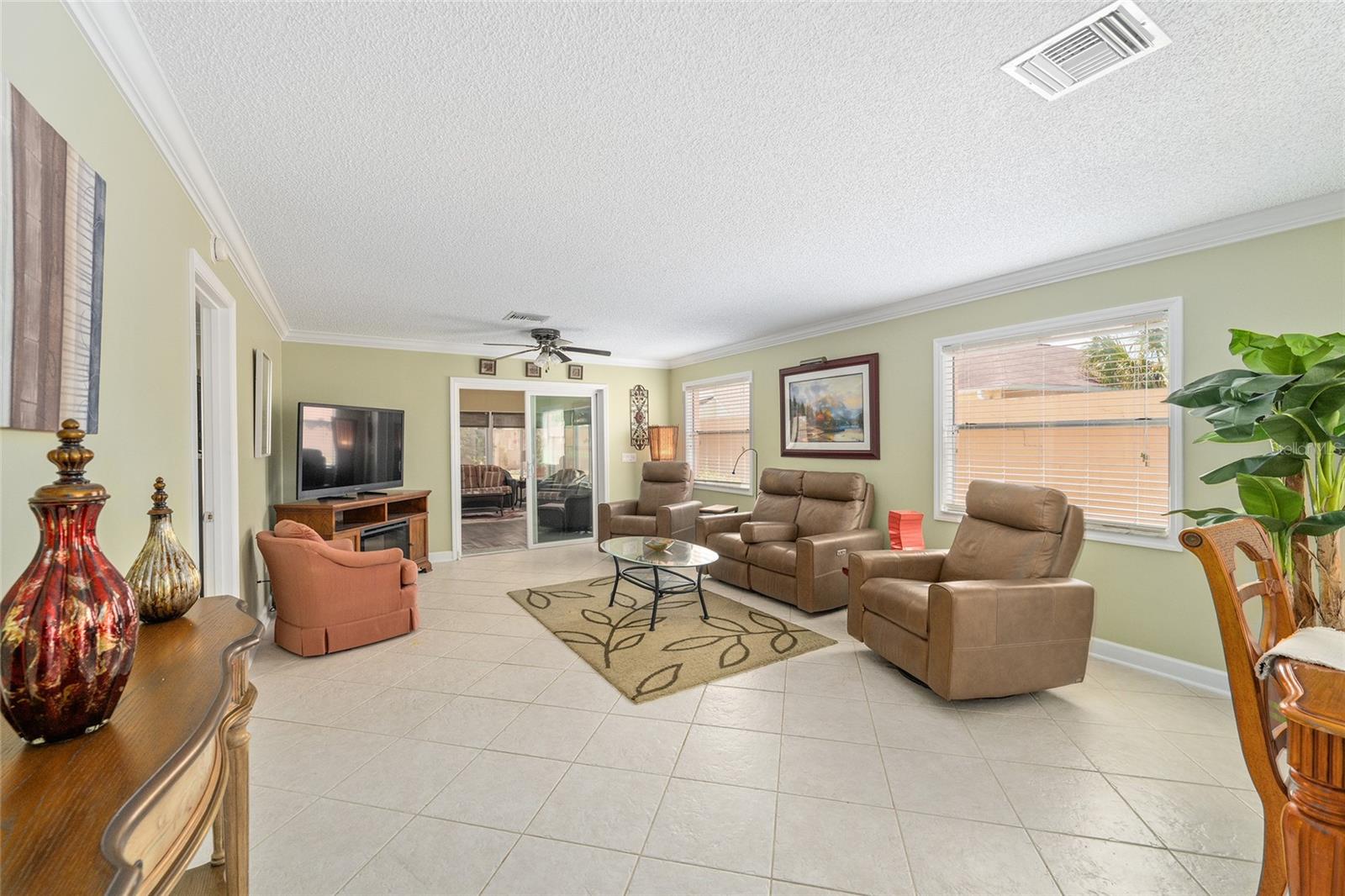 966 AVALON AVE, THE VILLAGES, FL, 32159