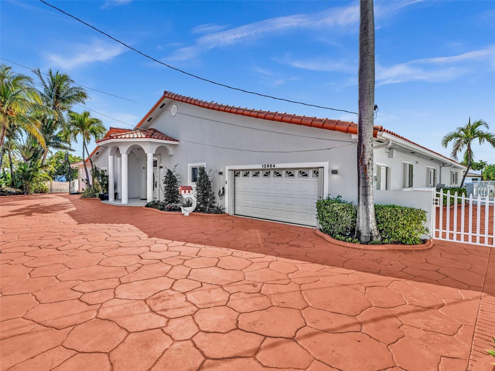 12904 BANYAN RD, NORTH MIAMI, FL, 33181