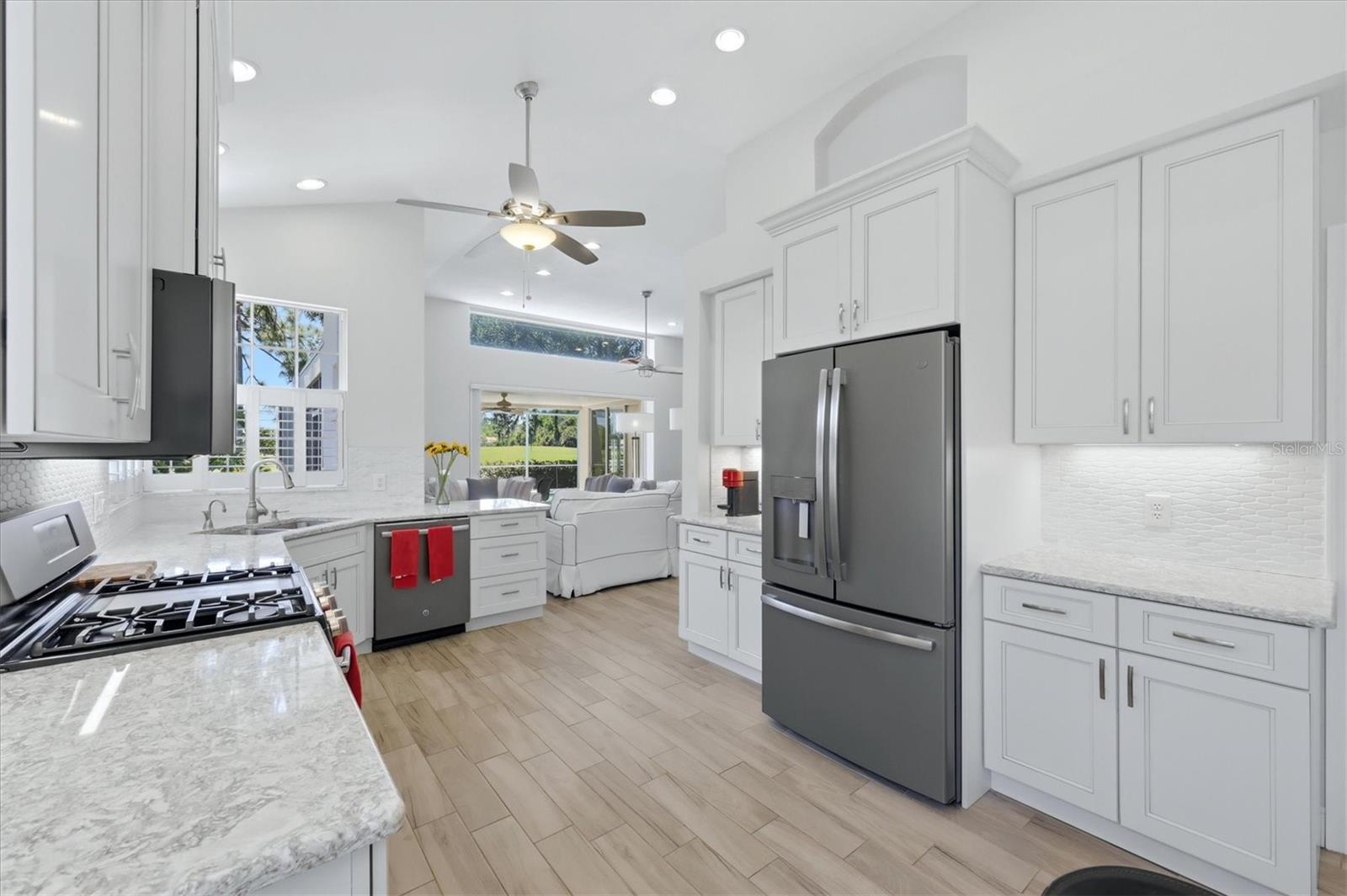 7316 SAINT GEORGES WAY, UNIVERSITY PARK, FL, 34201