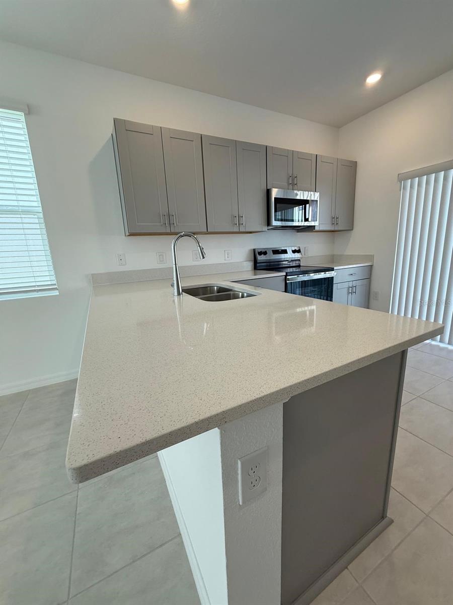 3208 SKYLINE LOOP, KISSIMMEE, FL, 34758