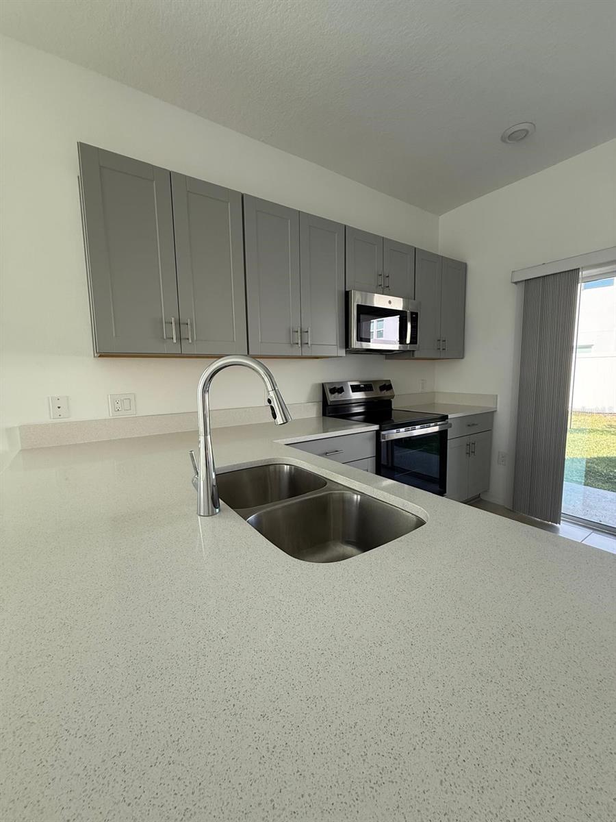 3208 SKYLINE LOOP, KISSIMMEE, FL, 34758