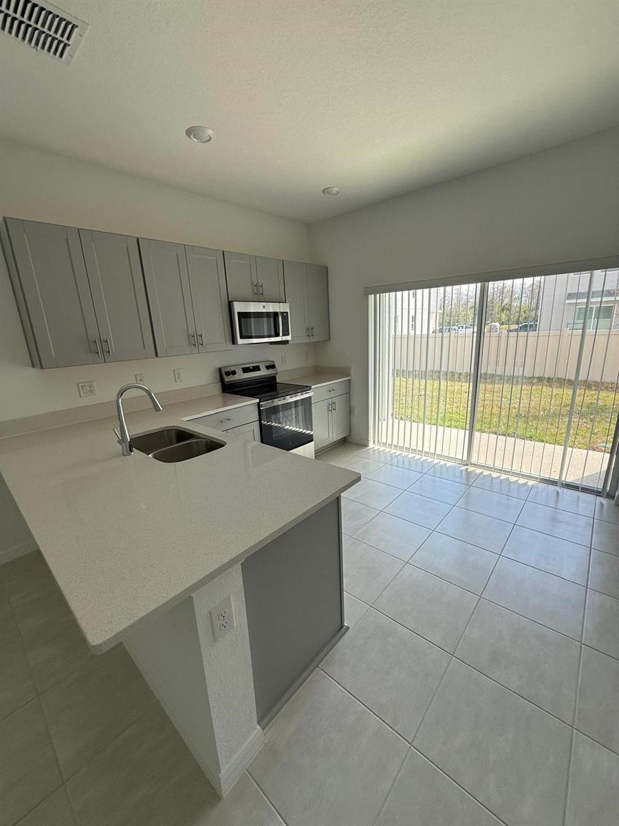 3208 SKYLINE LOOP, KISSIMMEE, FL, 34758