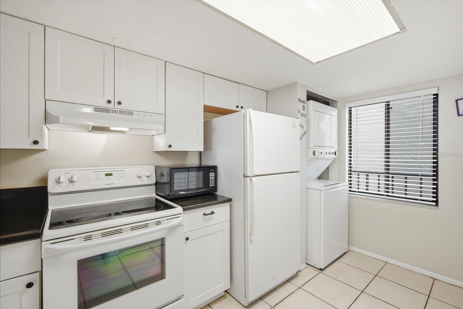 7500 40TH AVE W #203, BRADENTON, FL, 34209