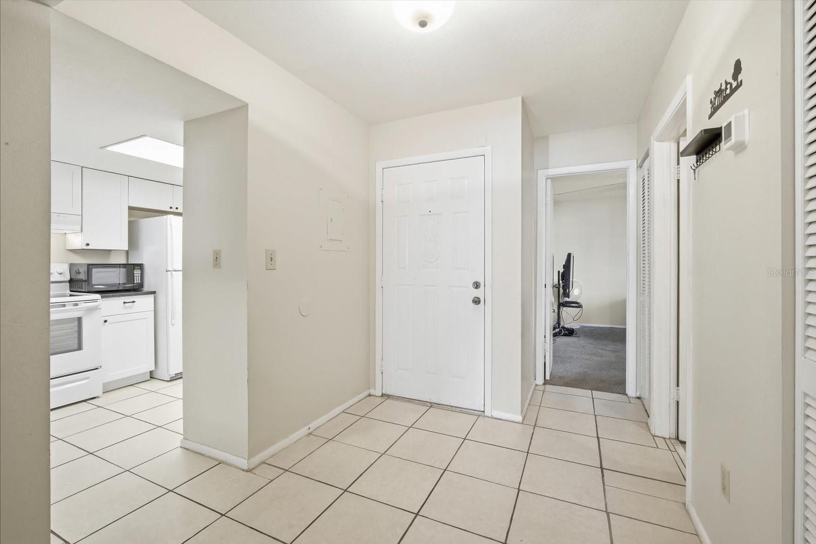 7500 40TH AVE W #203, BRADENTON, FL, 34209