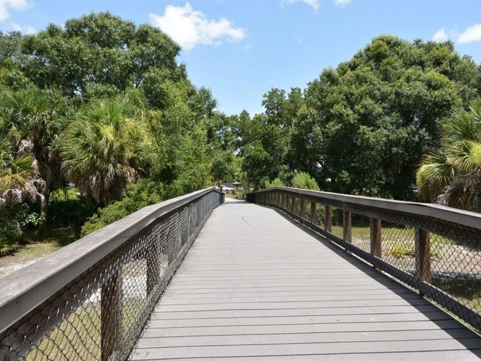 2120 ROBINSON AVE, SARASOTA, FL, 34232