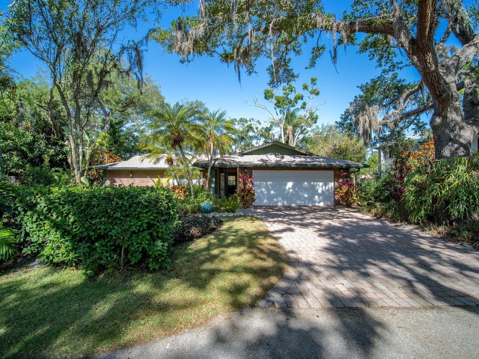 2120 ROBINSON AVE, SARASOTA, FL, 34232