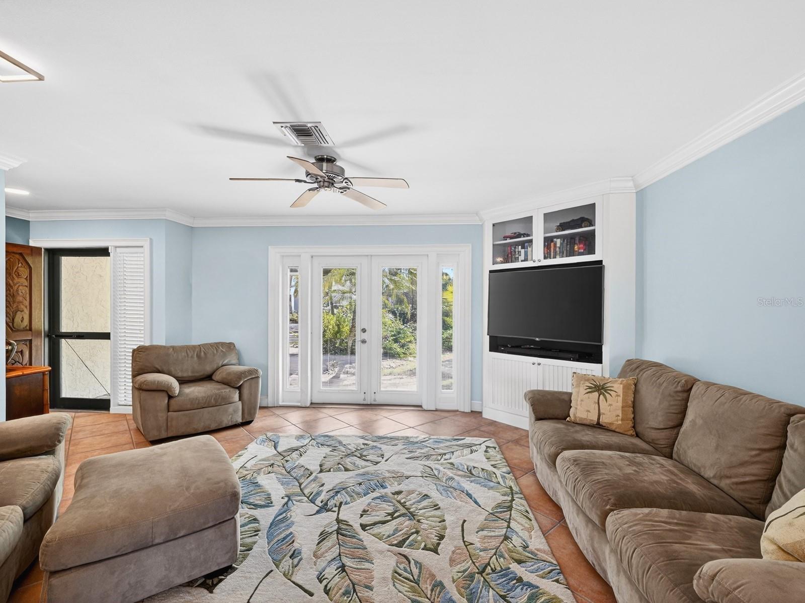 2120 ROBINSON AVE, SARASOTA, FL, 34232