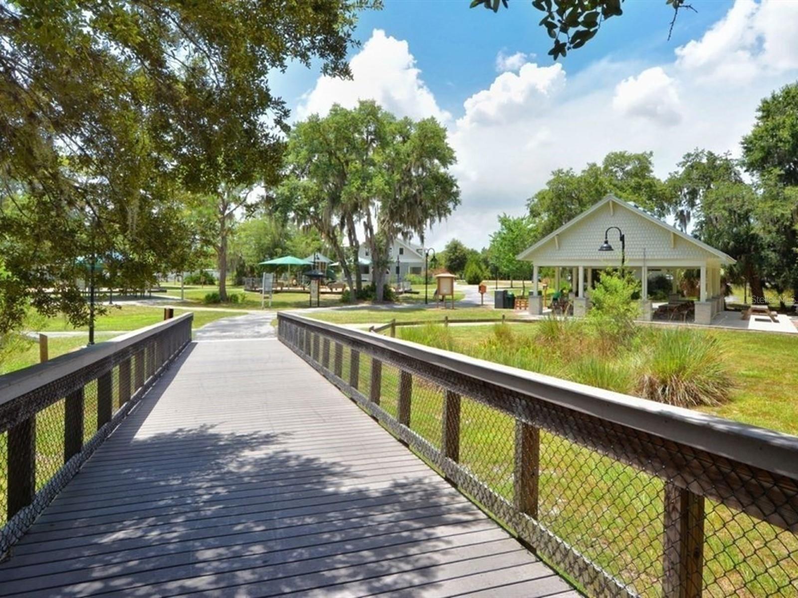 2120 ROBINSON AVE, SARASOTA, FL, 34232