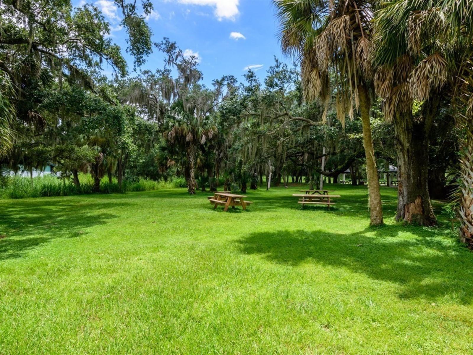 2120 ROBINSON AVE, SARASOTA, FL, 34232