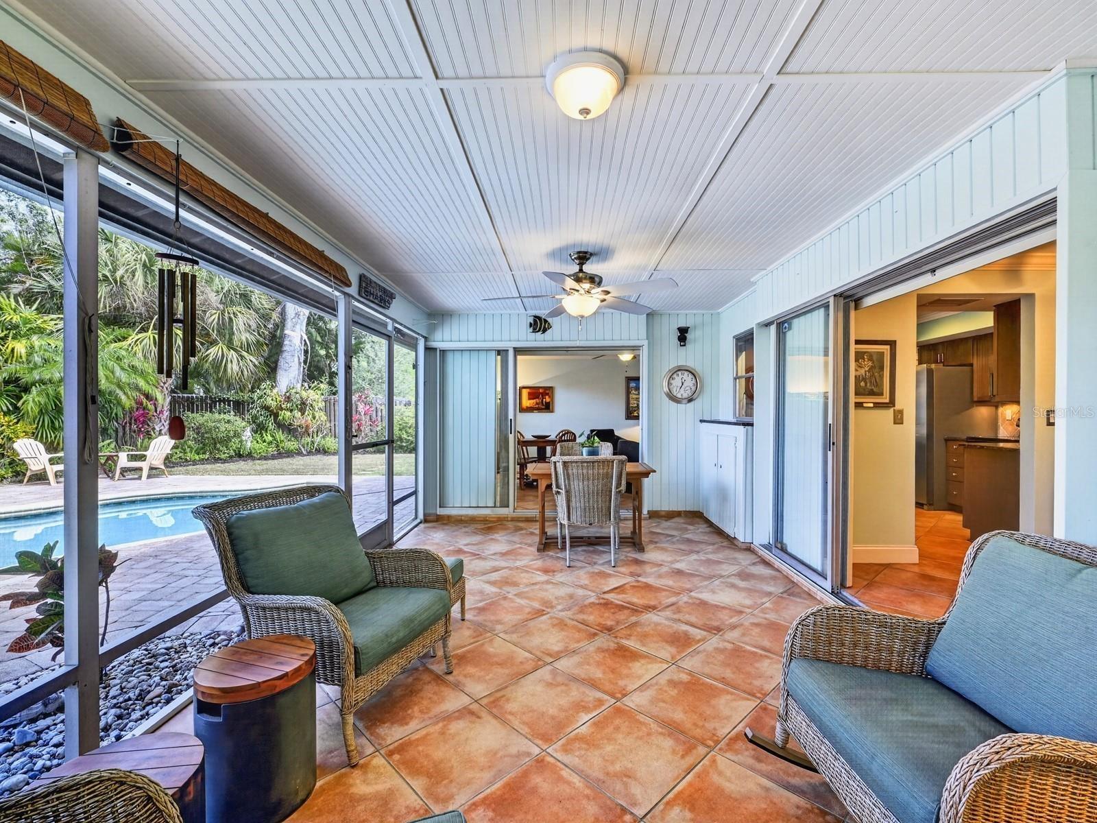 2120 ROBINSON AVE, SARASOTA, FL, 34232