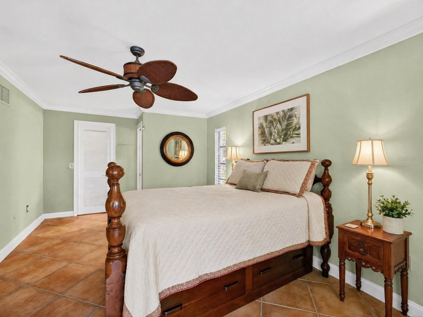 2120 ROBINSON AVE, SARASOTA, FL, 34232