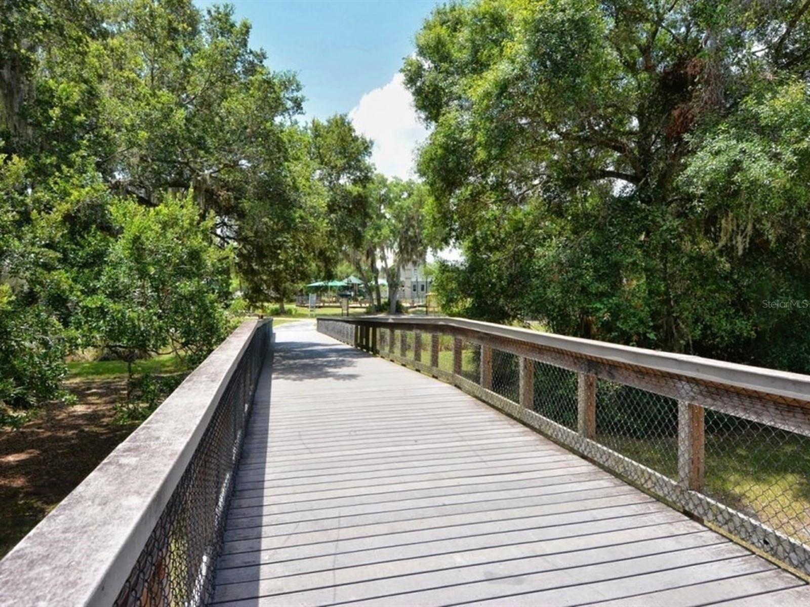 2120 ROBINSON AVE, SARASOTA, FL, 34232