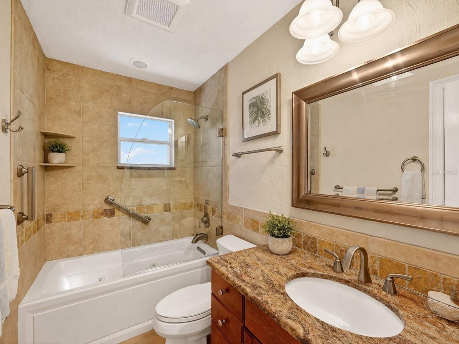 2120 ROBINSON AVE, SARASOTA, FL, 34232