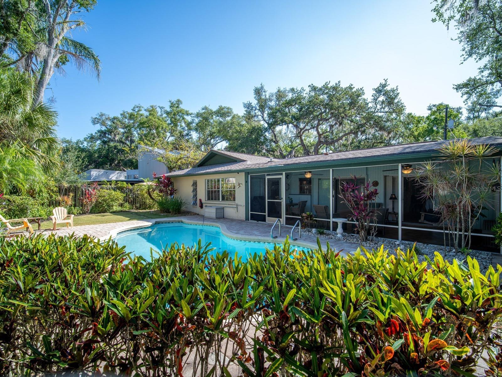 2120 ROBINSON AVE, SARASOTA, FL, 34232