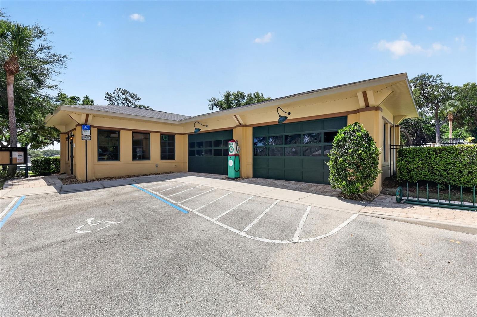34040 ALAMEDA DR, SORRENTO, FL, 32776