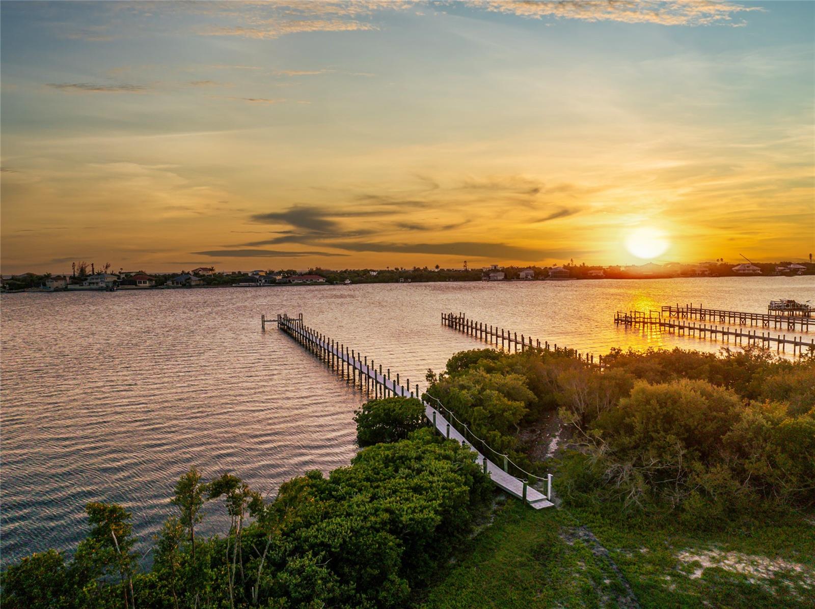 BAYSHORE DR, ENGLEWOOD, FL, 34223