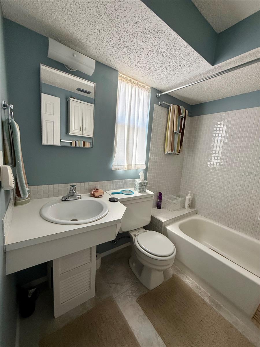 12884 BACCHUS RD, PORT CHARLOTTE, FL, 33981