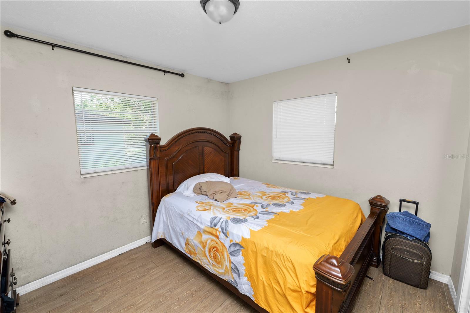 300 AVENUE V NE, WINTER HAVEN, FL, 33881