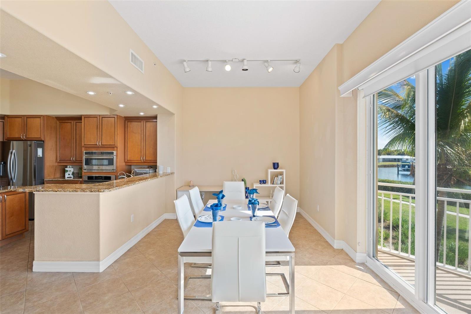 6100 JESSIE HARBOR DR #202, OSPREY, FL, 34229