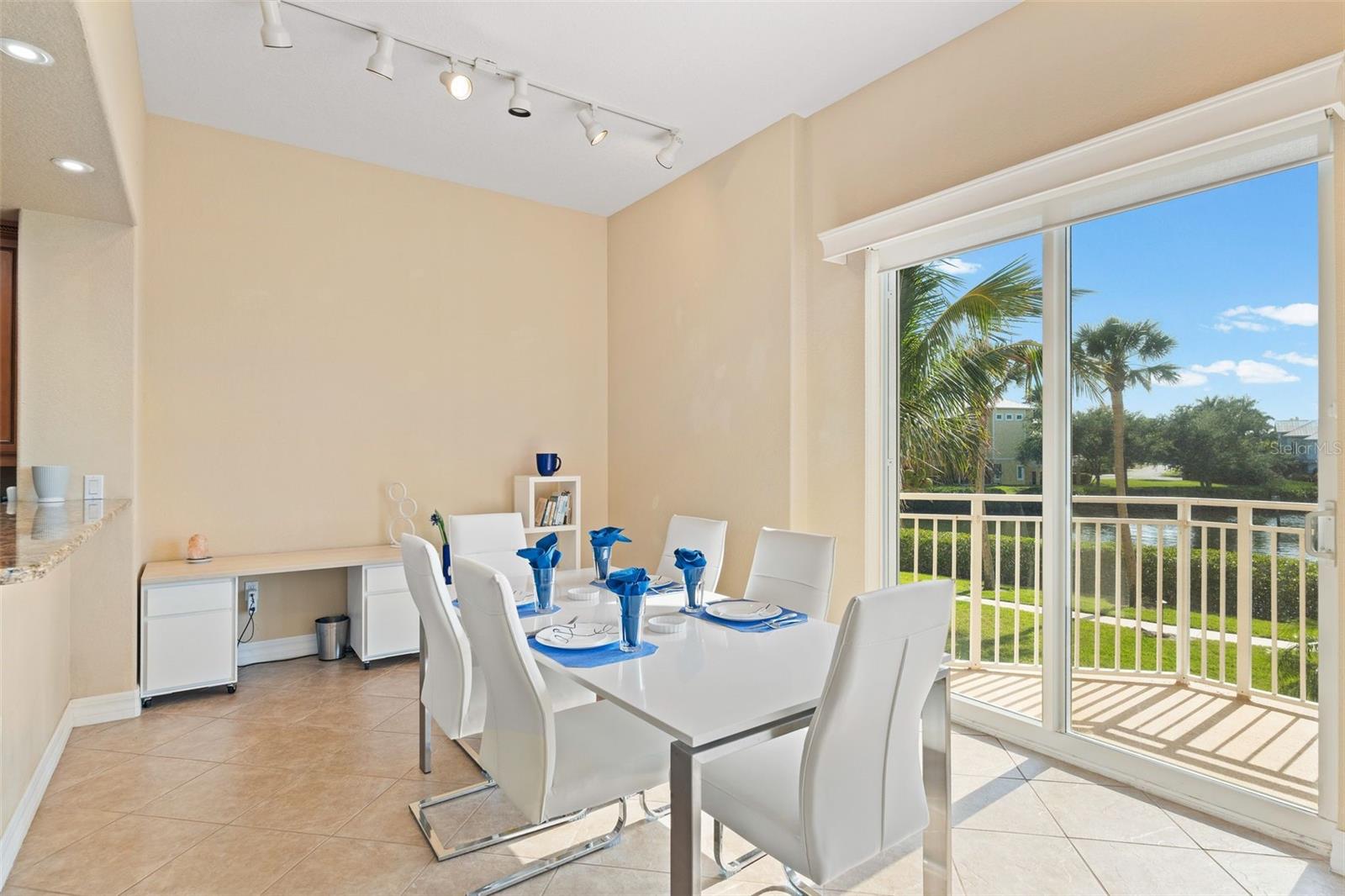 6100 JESSIE HARBOR DR #202, OSPREY, FL, 34229
