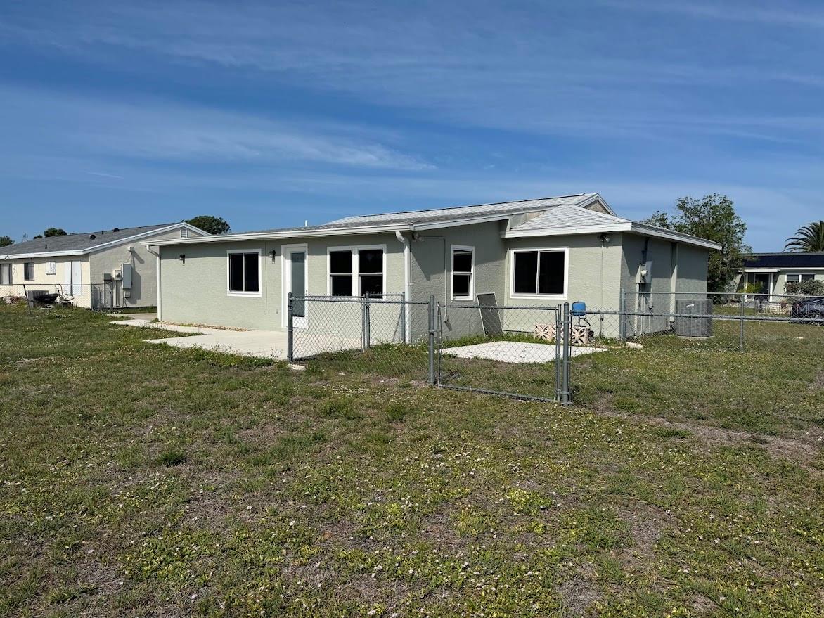 2422 ROXBURY CIR, NORTH PORT, FL, 34287