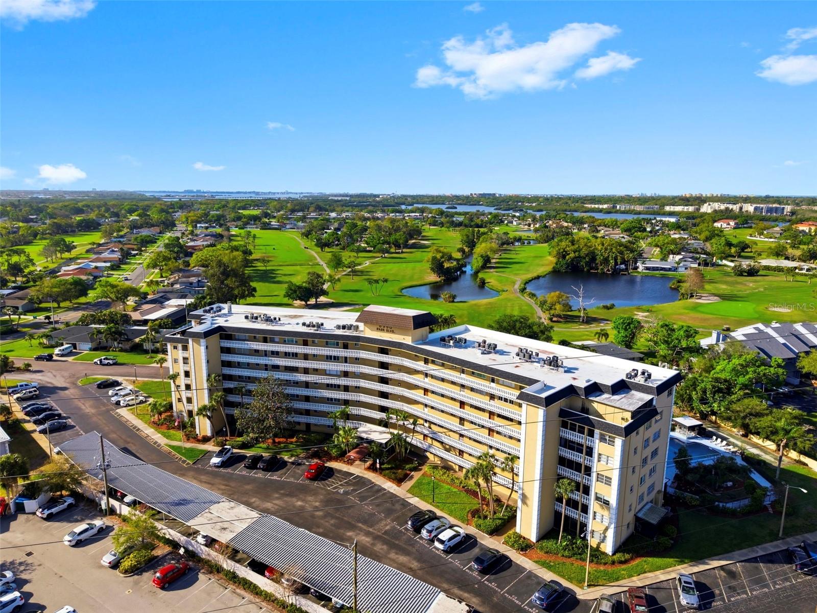 8950 PARK BLVD #201, SEMINOLE, FL, 33777