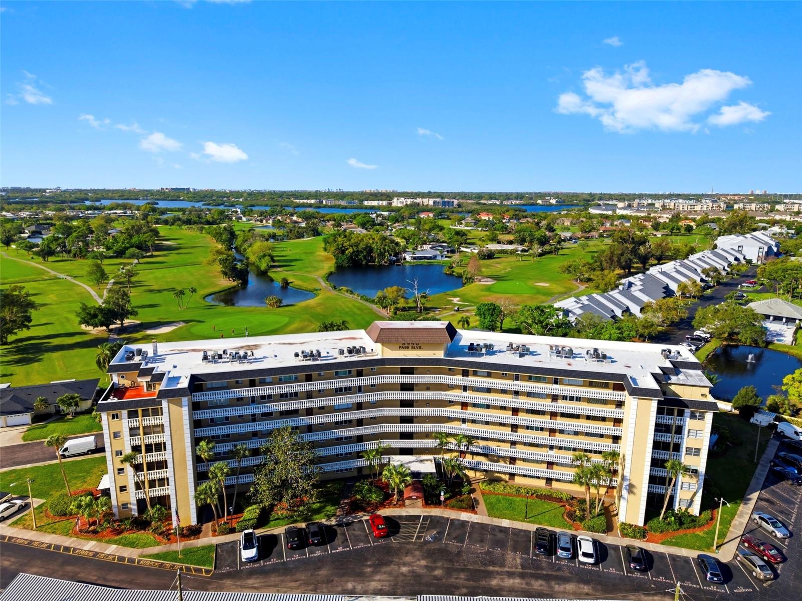 8950 PARK BLVD #201, SEMINOLE, FL, 33777