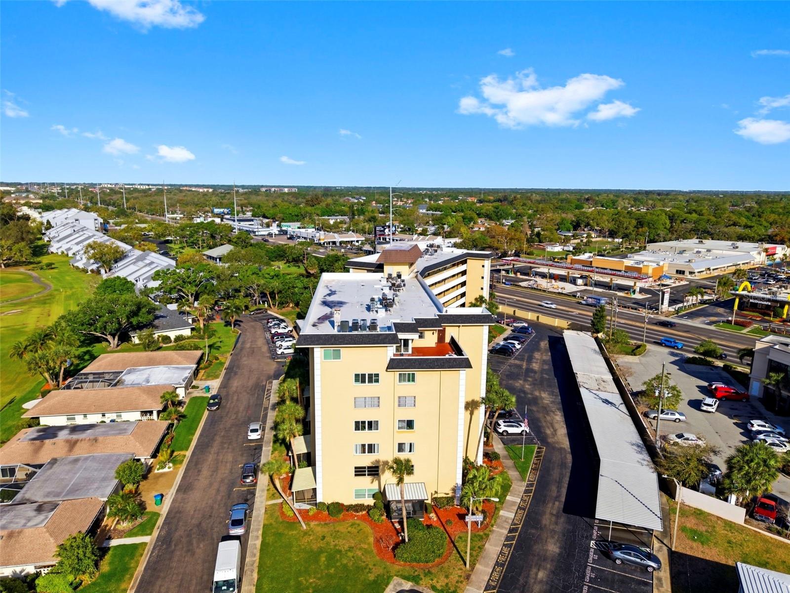 8950 PARK BLVD #201, SEMINOLE, FL, 33777