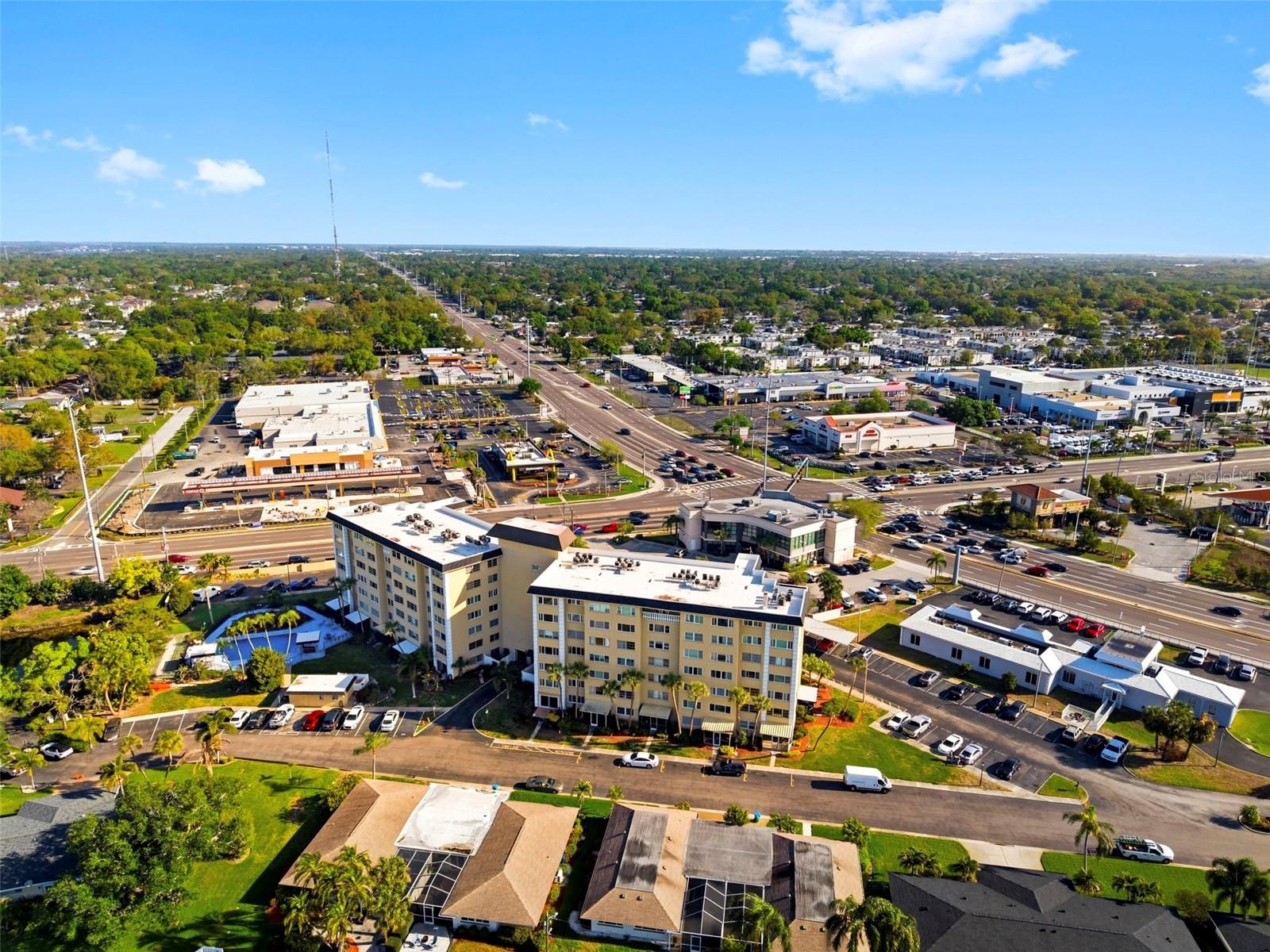 8950 PARK BLVD #201, SEMINOLE, FL, 33777