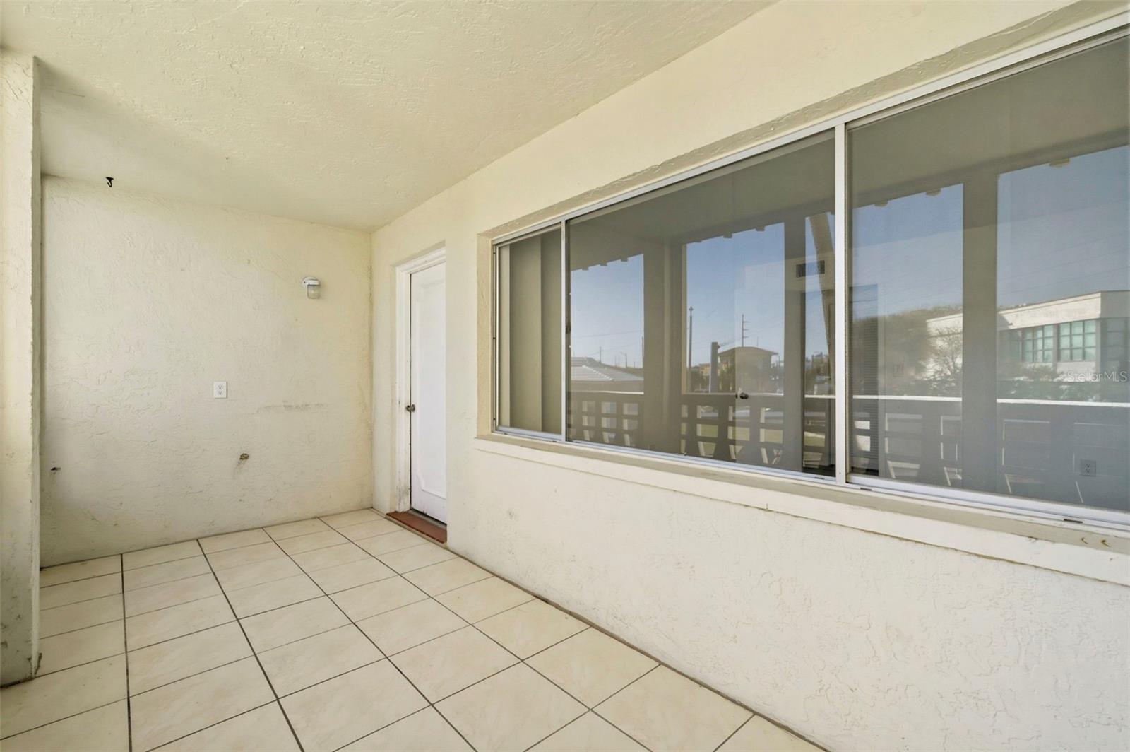 8950 PARK BLVD #201, SEMINOLE, FL, 33777