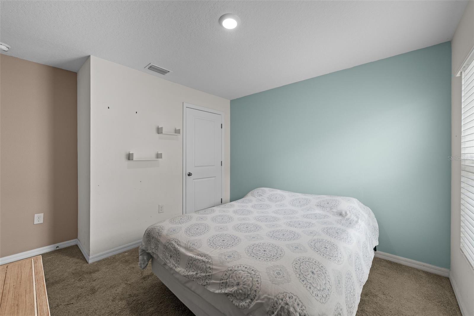 16742 SUNBURST LAKE ST, WIMAUMA, FL, 33598