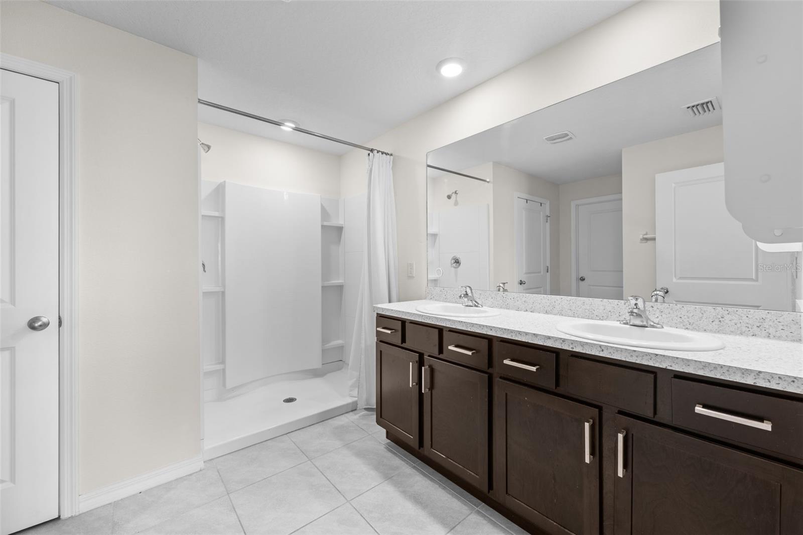 16742 SUNBURST LAKE ST, WIMAUMA, FL, 33598