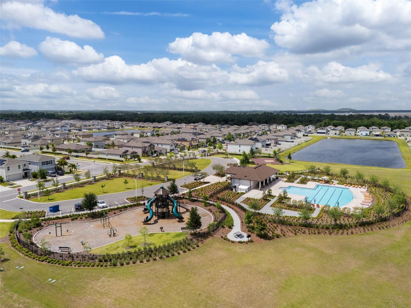 16742 SUNBURST LAKE ST, WIMAUMA, FL, 33598