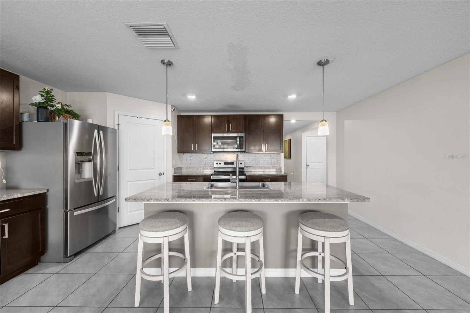 16742 SUNBURST LAKE ST, WIMAUMA, FL, 33598