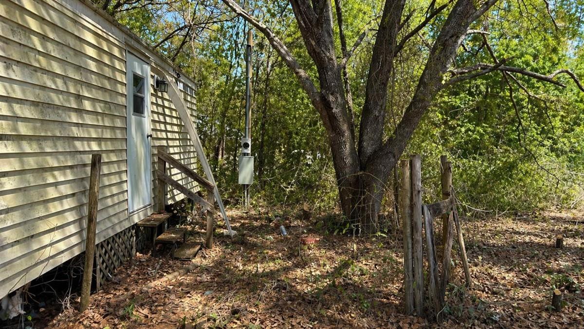 11281 NE 64TH PL, WILLISTON, FL, 32696