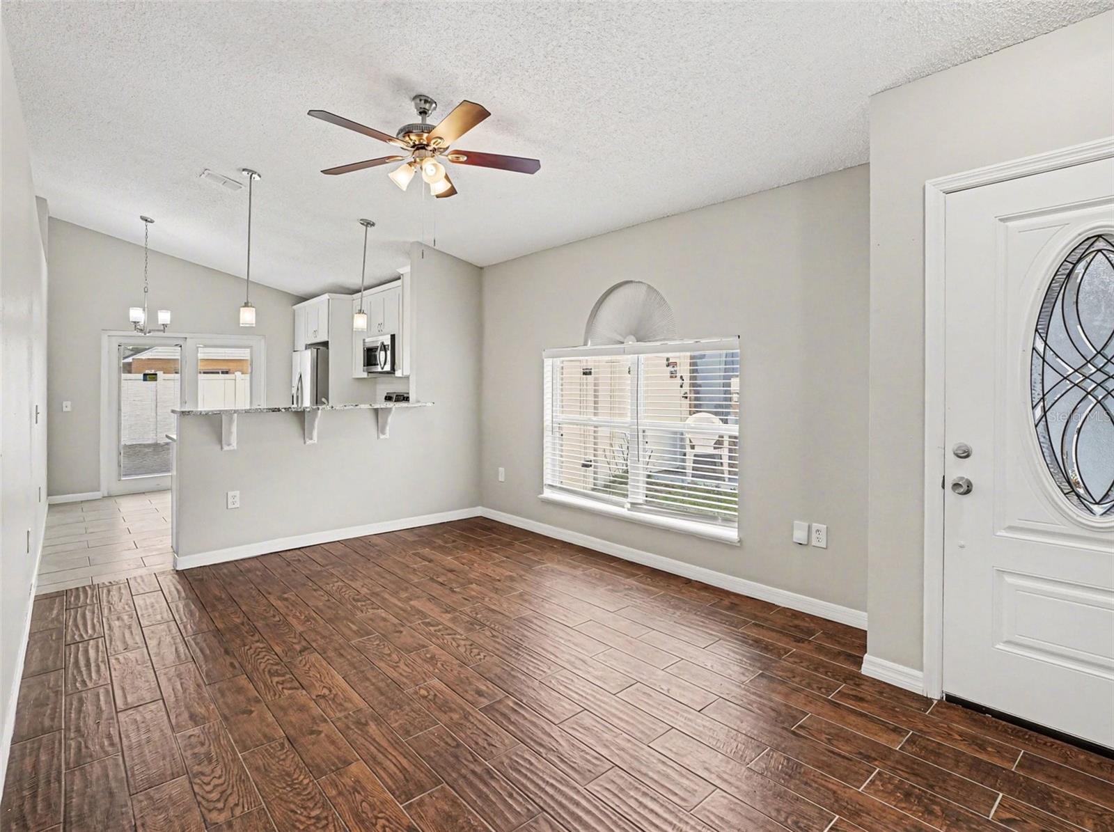 6879 BELMAR DR, ORLANDO, FL, 32807