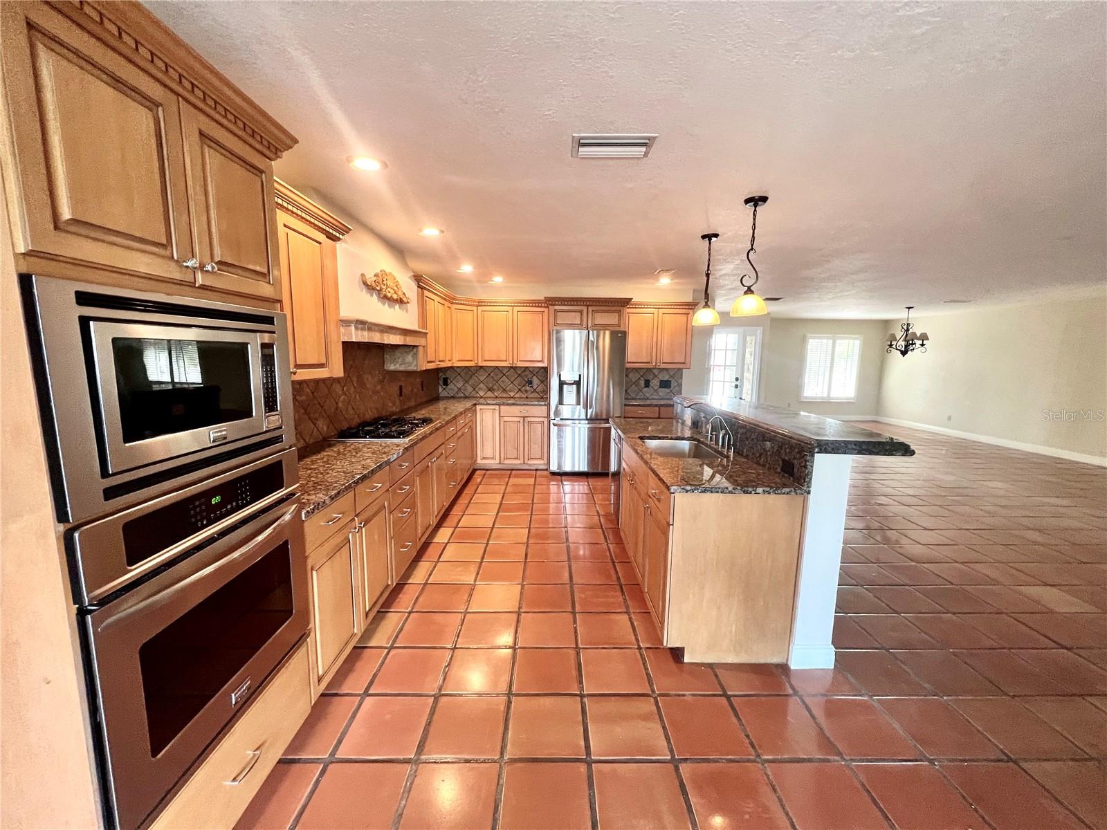 4388 13TH WAY NE, ST PETERSBURG, FL, 33703