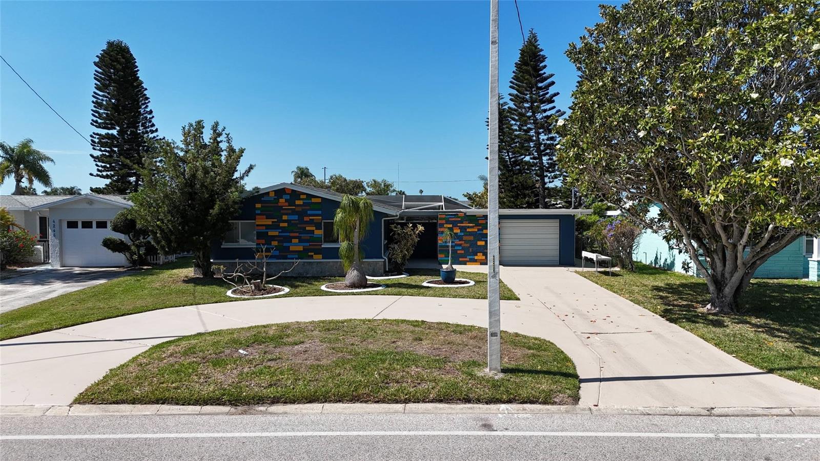 4240 FLORAMAR TER, NEW PORT RICHEY, FL, 34652