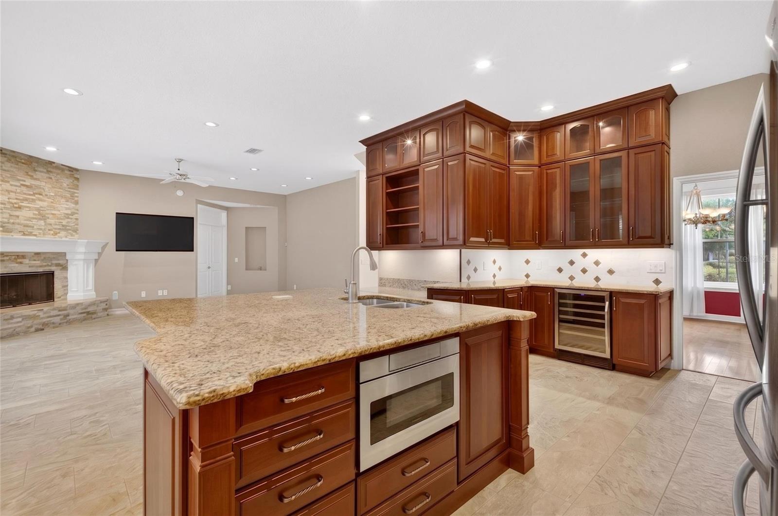 8738 BECKINGHAM PL, ORLANDO, FL, 32836