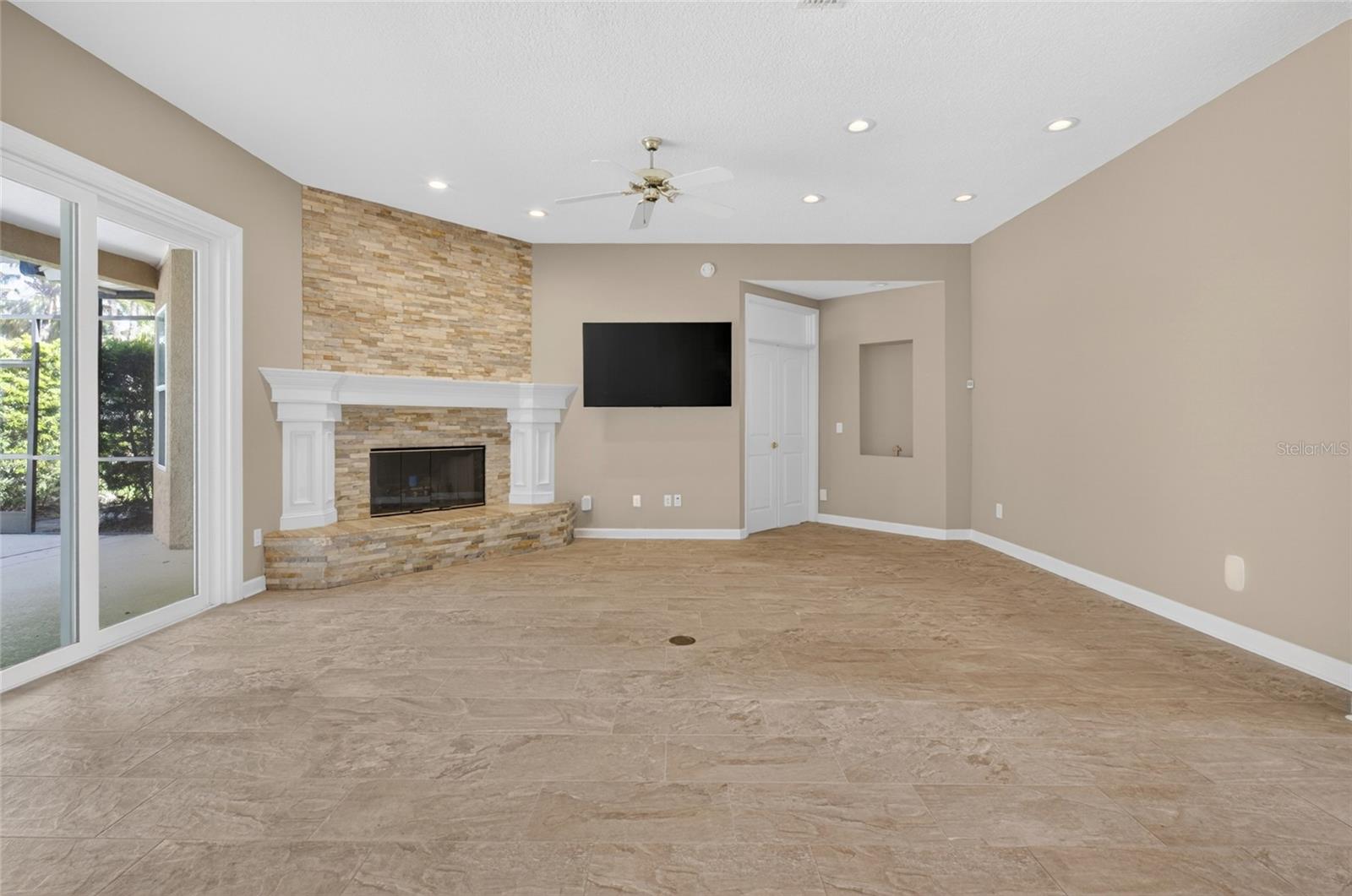 8738 BECKINGHAM PL, ORLANDO, FL, 32836